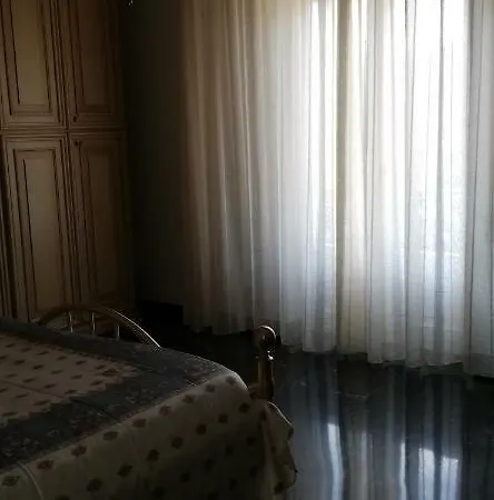 59 Via Zeri بيت للعطل *